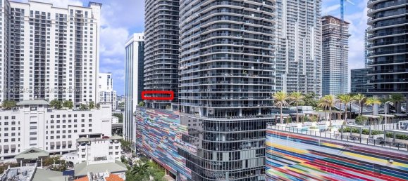 2 chambres propriété commerciale à vendre à Miami, Miami-Dade, Florida, USA № 614887 19