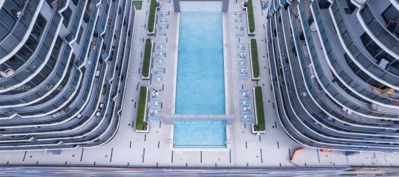 2 chambres propriété commerciale à vendre à Miami, Miami-Dade, Florida, USA № 614887 16