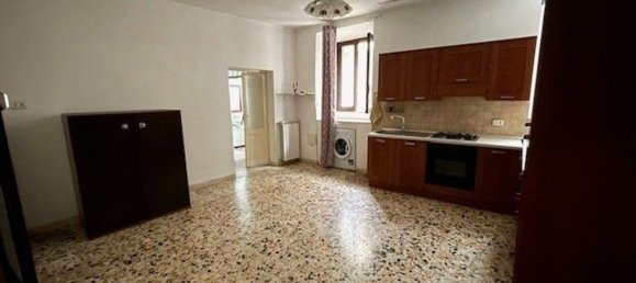 Квартира с 3 комнатами в Ферентино, Италия № 20849 9