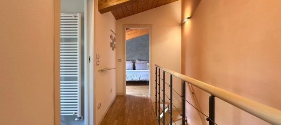 Apartamento de 4 habitaciónes en Udine, Italy No. 282440 9