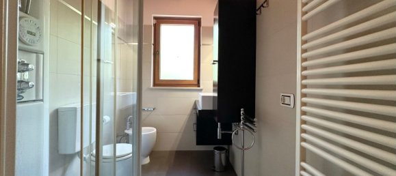 Apartamento de 4 habitaciónes en Udine, Italy No. 282440 13