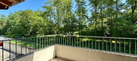 Apartamento de 4 habitaciónes en Udine, Italy No. 282440 2