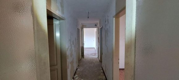 4 rooms Apartment in Sovramonte, Italy No. 142996 6