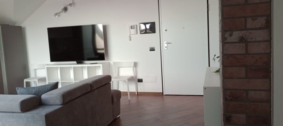 Ático de 4 habitaciónes en Valenza, Italy No. 251495 3