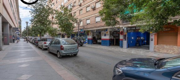 Propiedad comercial en Granada, Spain 64 m² No. 172786 12