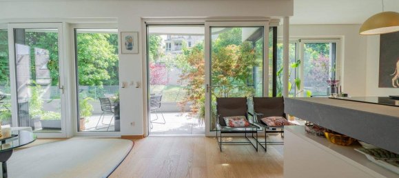 Квартира с 4 комнатами в Дёблинг, Австрия № 128974 16