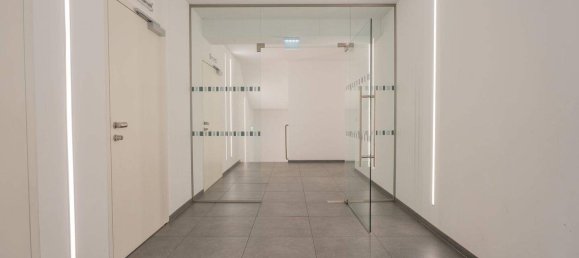 Квартира с 4 комнатами в Дёблинг, Австрия № 128974 23