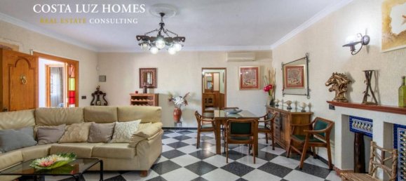 4 bedrooms House in Arcos de la Frontera, Spain No. 182702 9