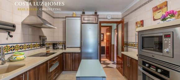 4 bedrooms House in Arcos de la Frontera, Spain No. 182702 5