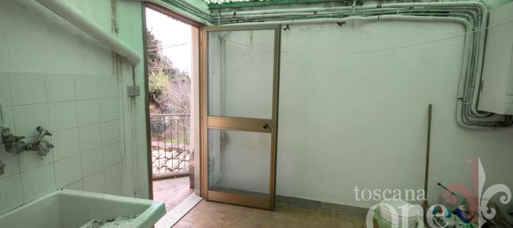 Дом с 4 спальнями в Монтекатини Валь ди Чечина, Италия № 64381 18