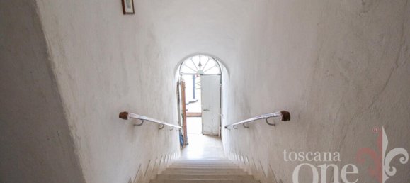 Дом с 4 спальнями в Монтекатини Валь ди Чечина, Италия № 64381 11