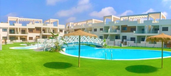 2 bedrooms Bungalow in Torrevieja, Spain No. 12099 8