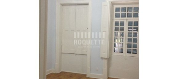 5 bedrooms Villa in Porto, Portugal No. 114418 4