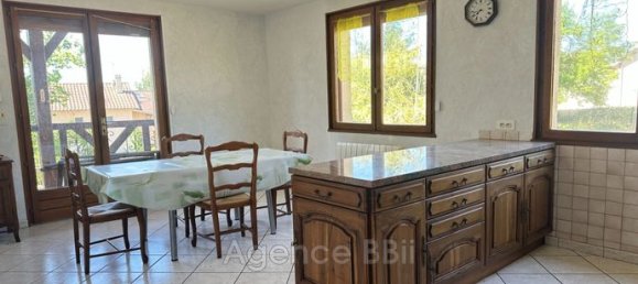 5 bedrooms House in Mars, France No. 300323 6