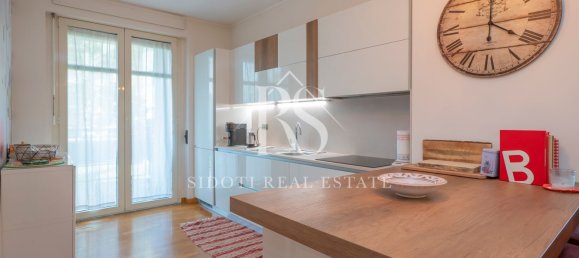 4 rooms Apartment in Pioltello, Italy No. 2562 24