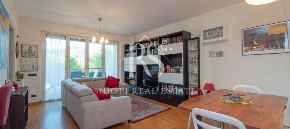 4 rooms Apartment in Pioltello, Italy No. 2562 3