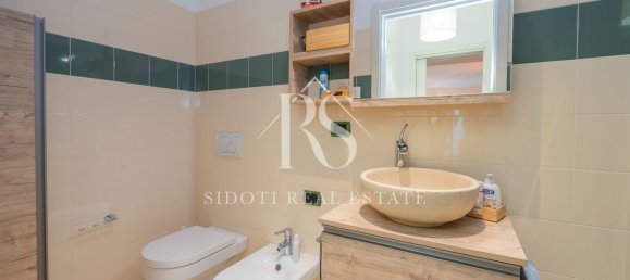 4 rooms Apartment in Pioltello, Italy No. 2562 17