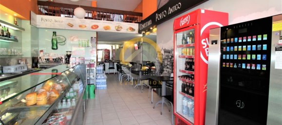 Propriété commerciale à Porto, Portugal 100m² No. 81974 4