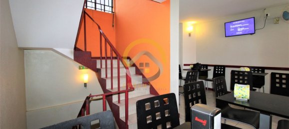 Propriété commerciale à Porto, Portugal 100m² No. 81974 6