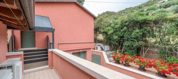 Villa de 4 dormitorios en Campo nell'Elba, Italy No. 106316 37