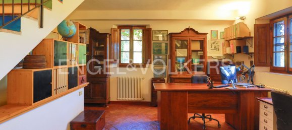 Дом с 4 спальнями в Совичилле, Италия № 132074 11