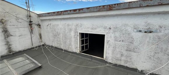 3 Schlafzimmer Penthouse in Verona, Italy, Nr. 266309 27