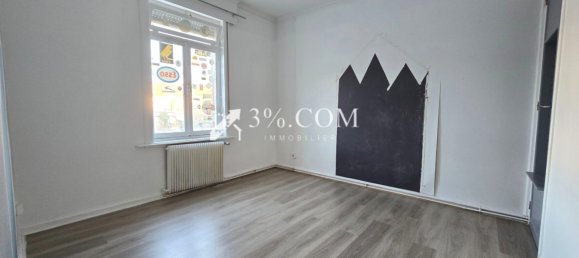 3 bedrooms Villa in Tourcoing, France No. 41963 8