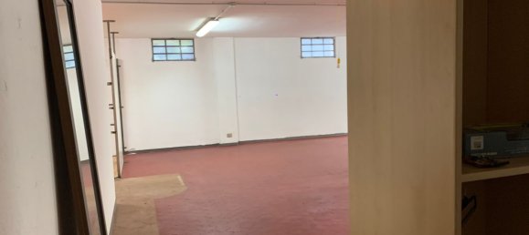 Entrepôt à Seriate, Italy 190m² No. 86079 7