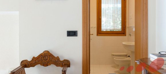 13 rooms Apartment in Gaggio Montano, Italy No. 168156 42