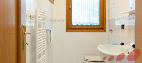 13 rooms Apartment in Gaggio Montano, Italy No. 168156 45