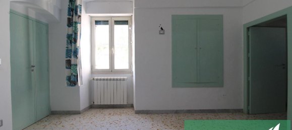 5 rooms House in Mesagne, Italy No. 117649 12
