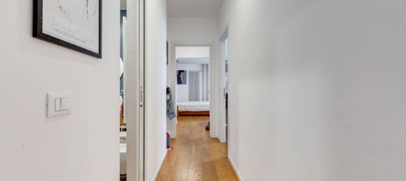 3 bedrooms Apartment in Rome, Italy No. 95075 27