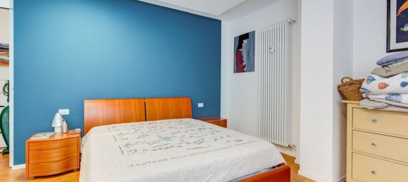 3 bedrooms Apartment in Rome, Italy No. 95075 16