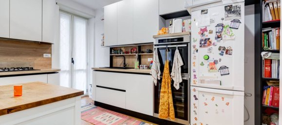 3 bedrooms Apartment in Rome, Italy No. 95075 11