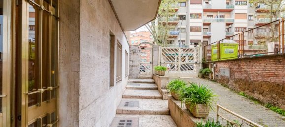 3 bedrooms Apartment in Rome, Italy No. 95075 45