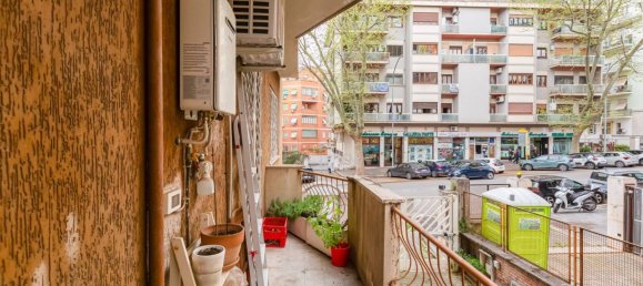 3 bedrooms Apartment in Rome, Italy No. 95075 42