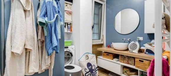 3 bedrooms Apartment in Rome, Italy No. 95075 28