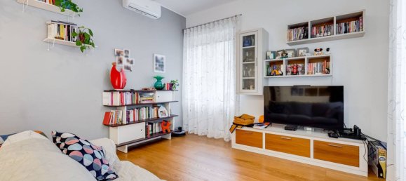3 bedrooms Apartment in Rome, Italy No. 95075 4