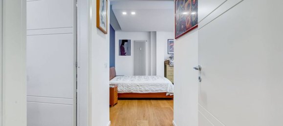 3 bedrooms Apartment in Rome, Italy No. 95075 26