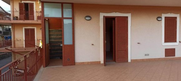 3-salle Appartement à Gravina di Catania, Italy No. 71034 13