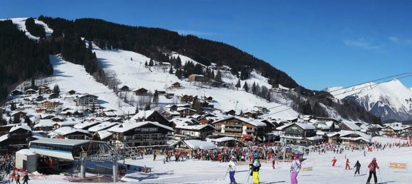 2 bedrooms Apartment in Les Gets, France No. 1886 8