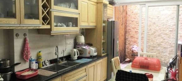 4 bedrooms House in Hai Ba Trung, Vietnam No. 2501 5