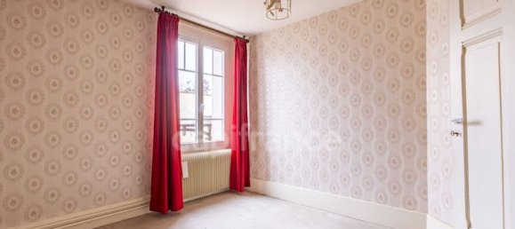 4 bedrooms House in Fere-en-Tardenois, France No. 38823 10