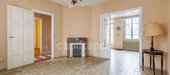 4 bedrooms House in Fere-en-Tardenois, France No. 38823 14