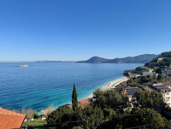 Квартира с 3 спальнями в Портоферрайо, Италия № 82141