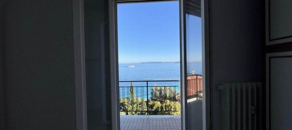 Квартира с 3 спальнями в Портоферрайо, Италия № 82141 15