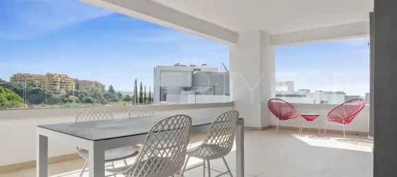 2 bedrooms Penthouse in Estepona, Spain No. 177756 16