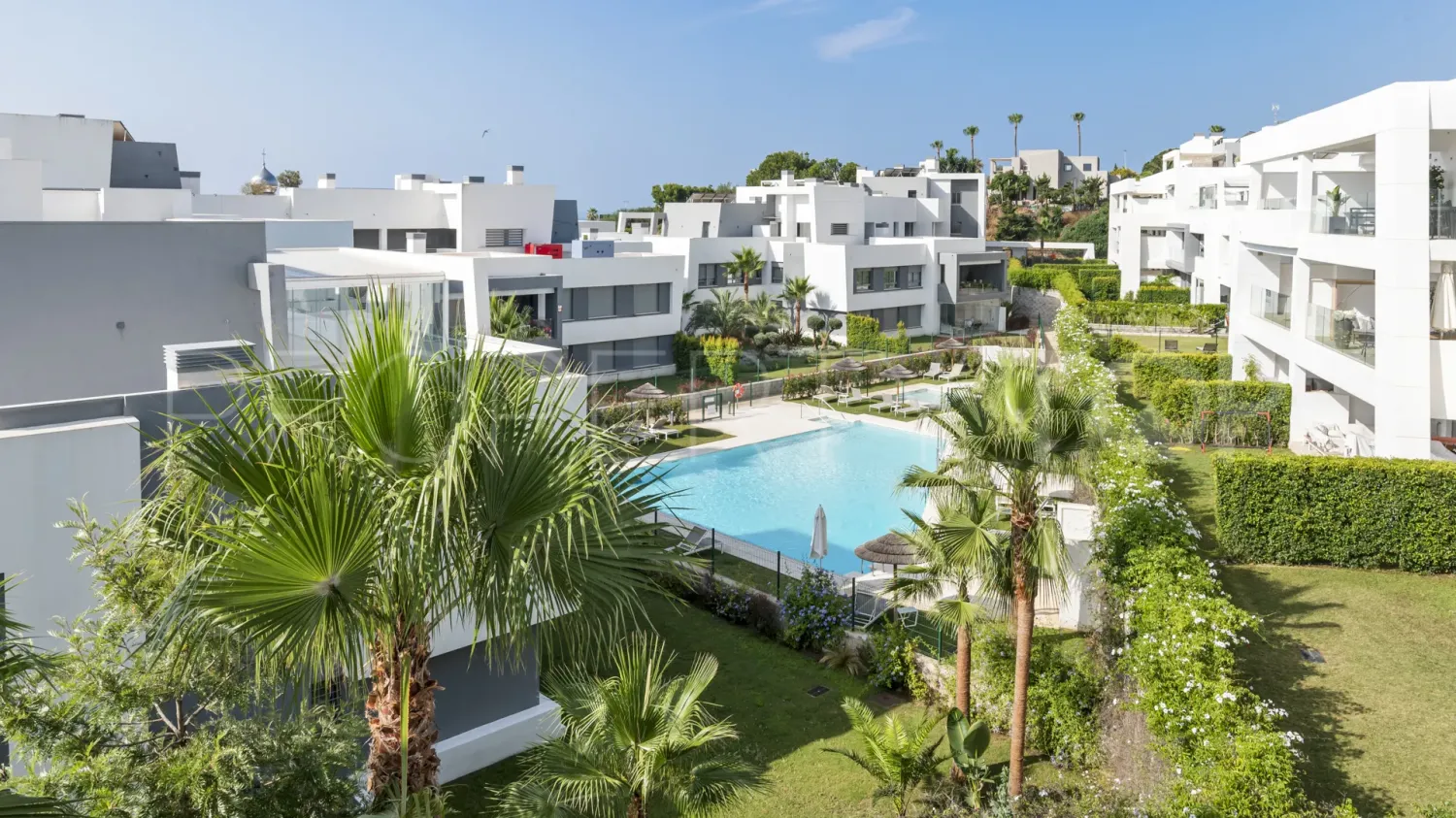 2 bedrooms Penthouse in Estepona, Spain No. 177756