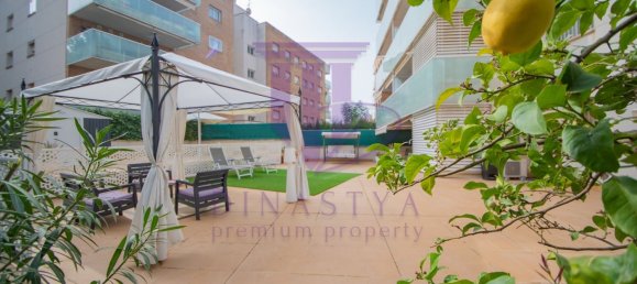 2 bedrooms Apartment in Salou, Spain No. 3099 2