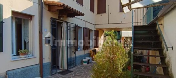 2 Schlafzimmer Haus in Villa Carcina, Italy, Nr. 324822 3